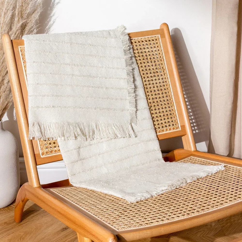 Hazie Woven Fringed Throw - Cream