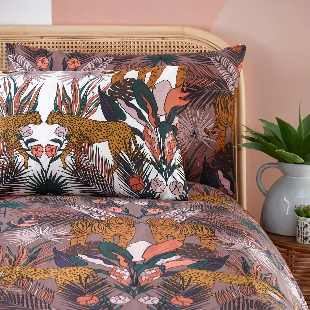 Kaihalulu King Size Duvet Set - Cocoaberry, Polycotton