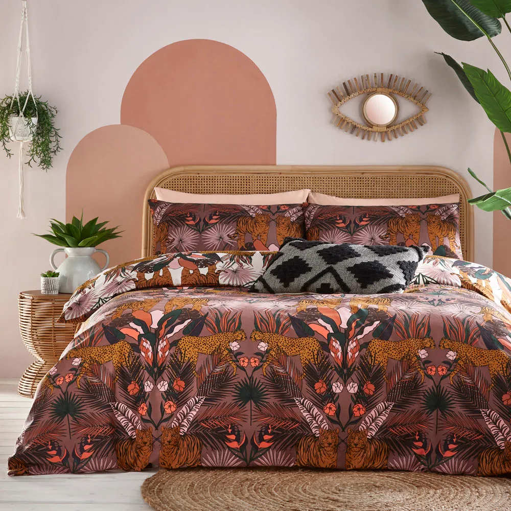 Kaihalulu Super King Duvet Set - Cocoaberry, Polycotton
