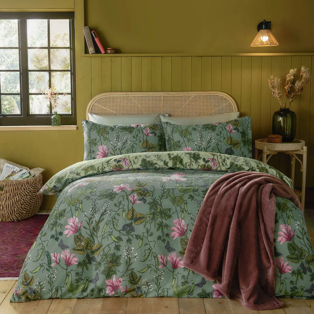 King Size Mystic Berry Floral Reversible Duvet Set - Green