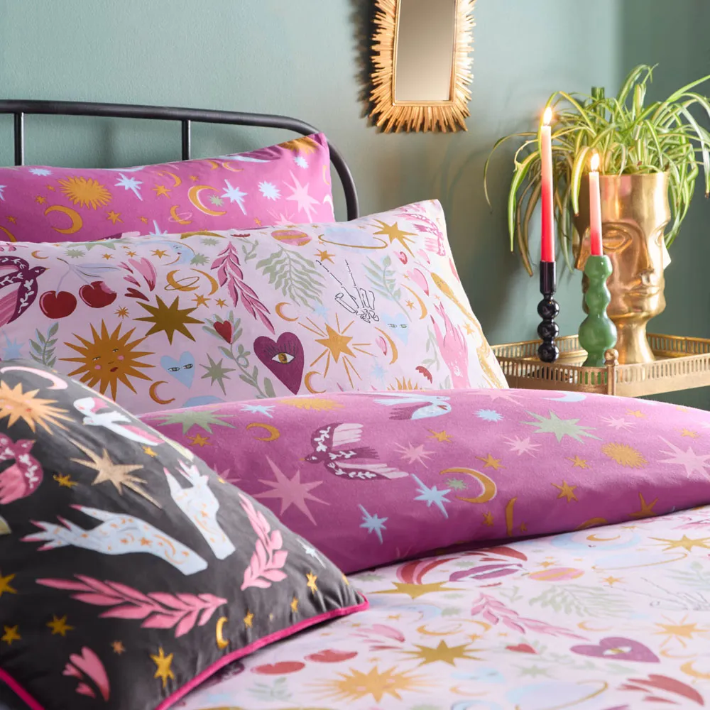 Super King Enchanted Printed Reversible Duvet Set - Pink
