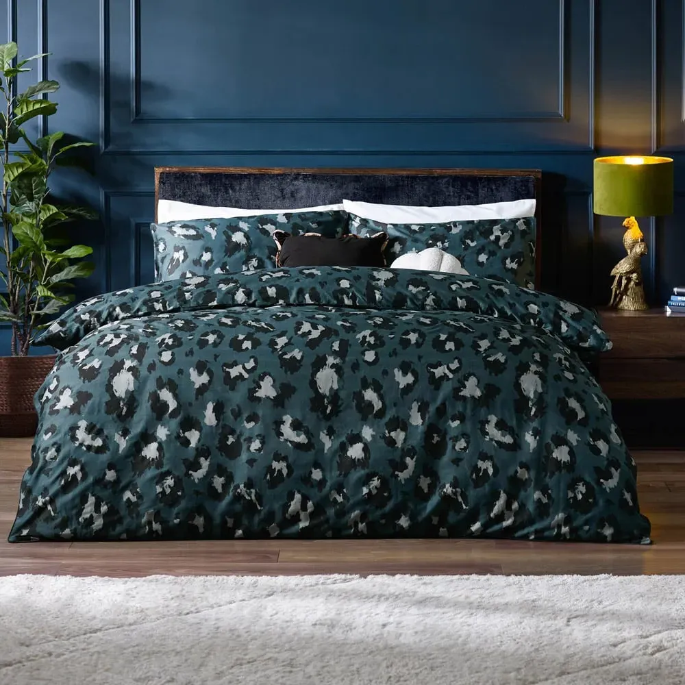 True King Size Leopard Printed Duvet Set - Grey