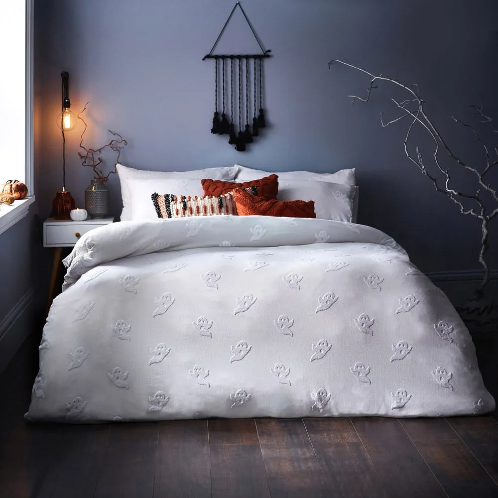 Tufted Ghost Double Duvet Set - White image
