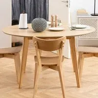 Florence Roxby Round Dining Table - Brown, Oak