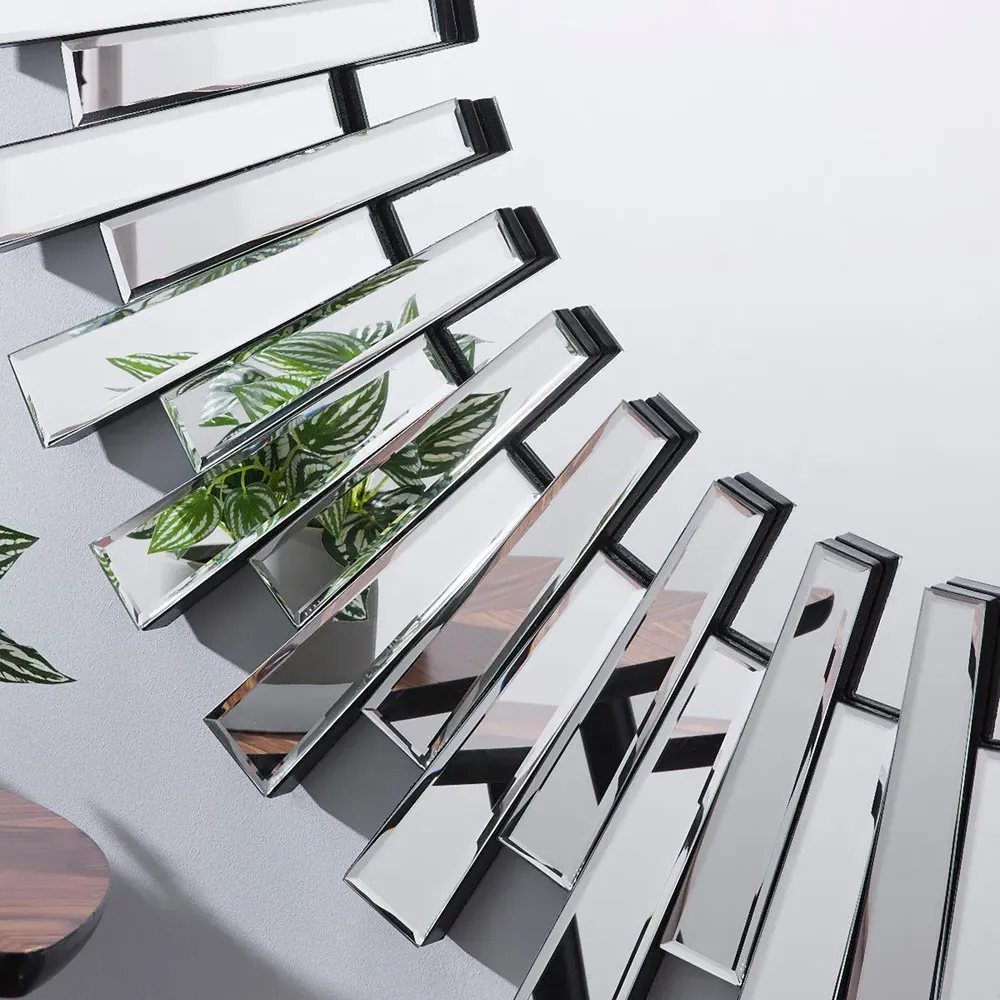 Astra Round Large 3D Mirror - Silver