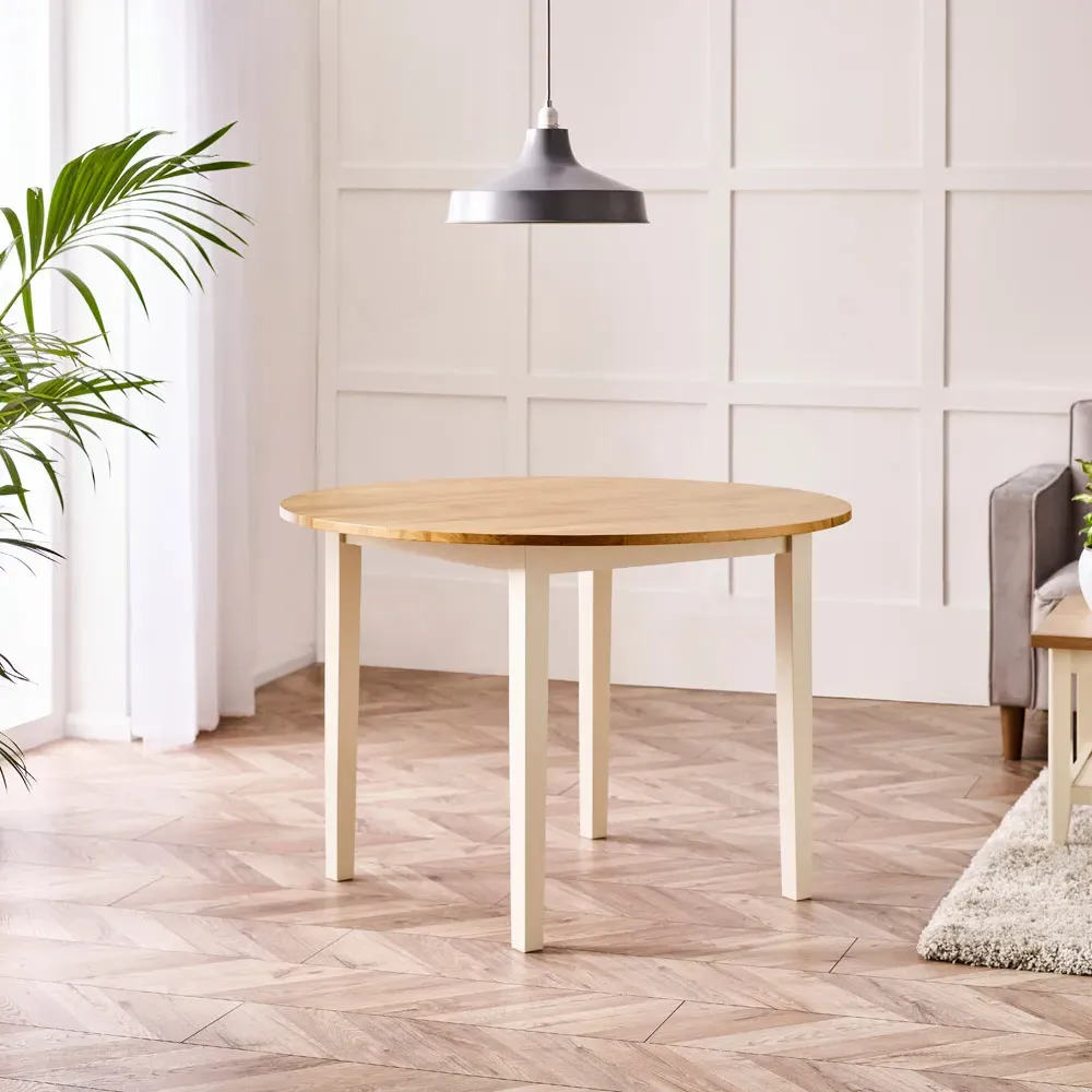 Salisbury 4 Seater Round Dining Table - Oak, Rubberwood