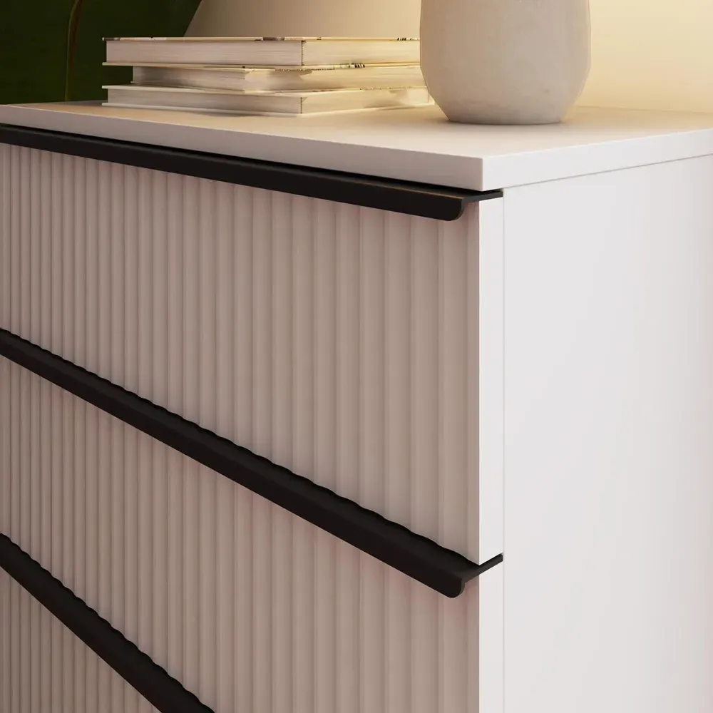 Lania 3 Drawer Scalloped Chest of Drawers - White