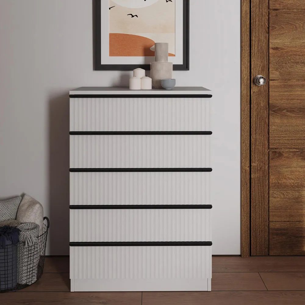 Lania 5 Drawer Scalloped Chest of Drawers - White