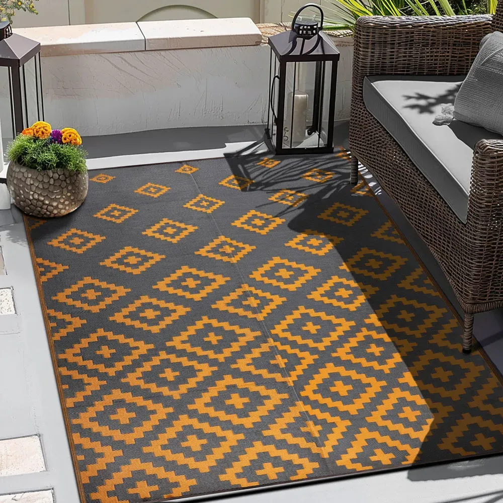Bettina Outdoor Rug - Charcoal Grey, Recycled Plastic