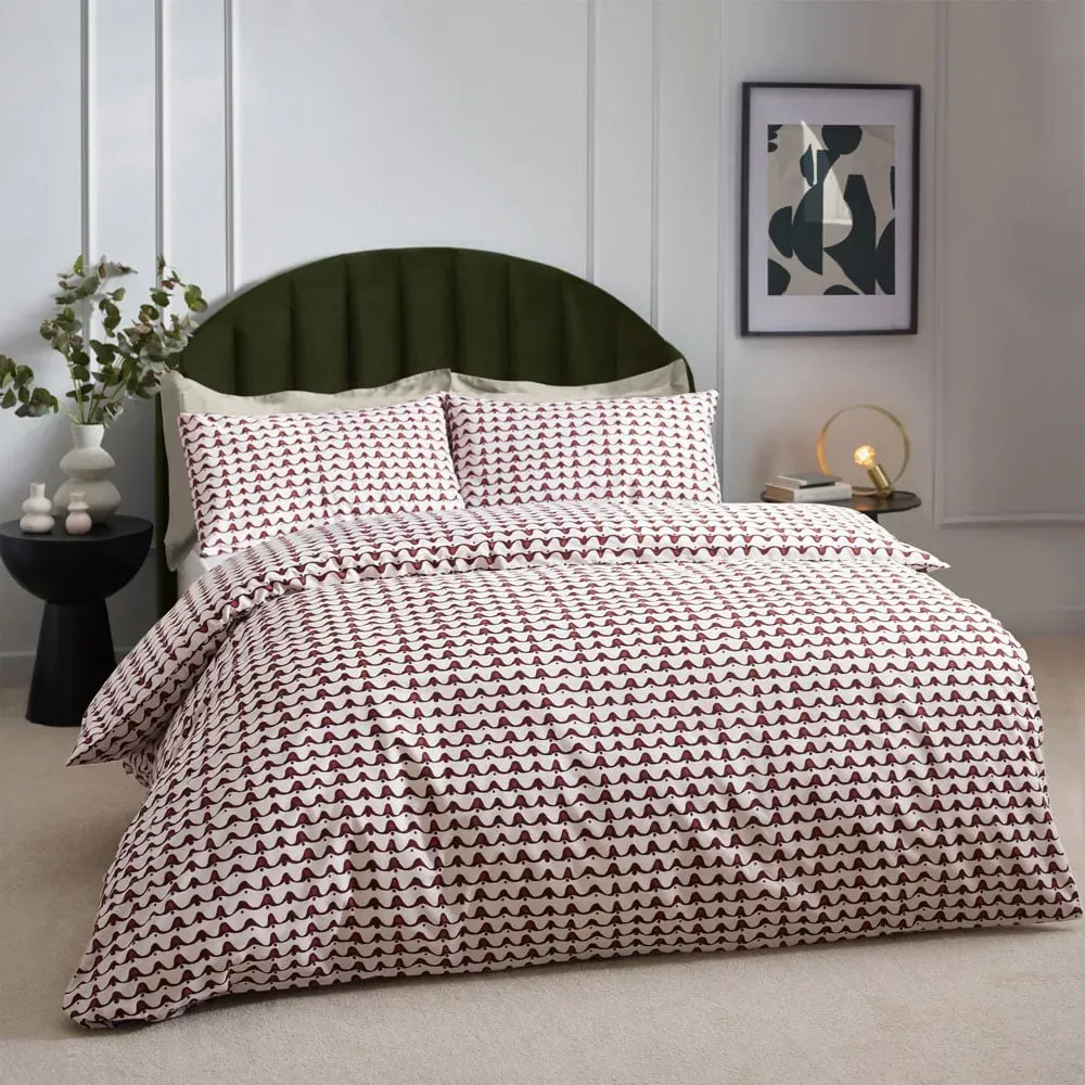 Avery Super King Duvet Set - Red, Cotton