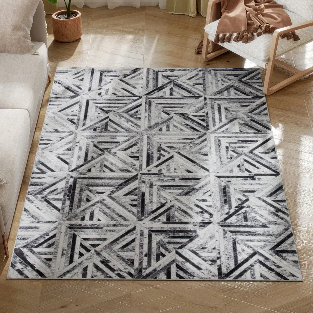 Black Triangle Pattern Non Slip Rug - Black, Chenille