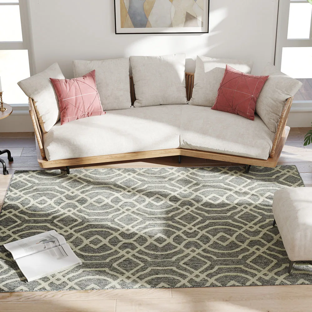 Geometric Pattern Rug 230 x 160cm - Grey, Polypropylene