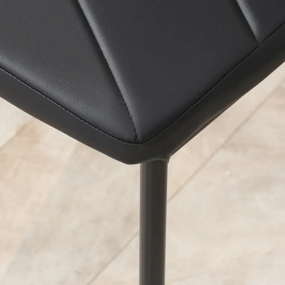 Set of 4 Faux Leather Dining Chairs - Black