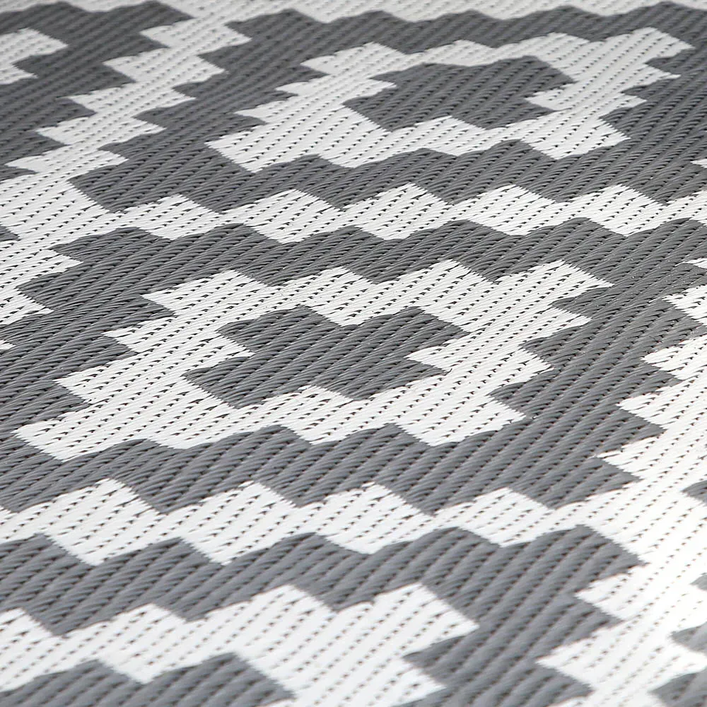 Divan Saturn Outdoor Rug 160 x 230cm - Multi, Polypropylene