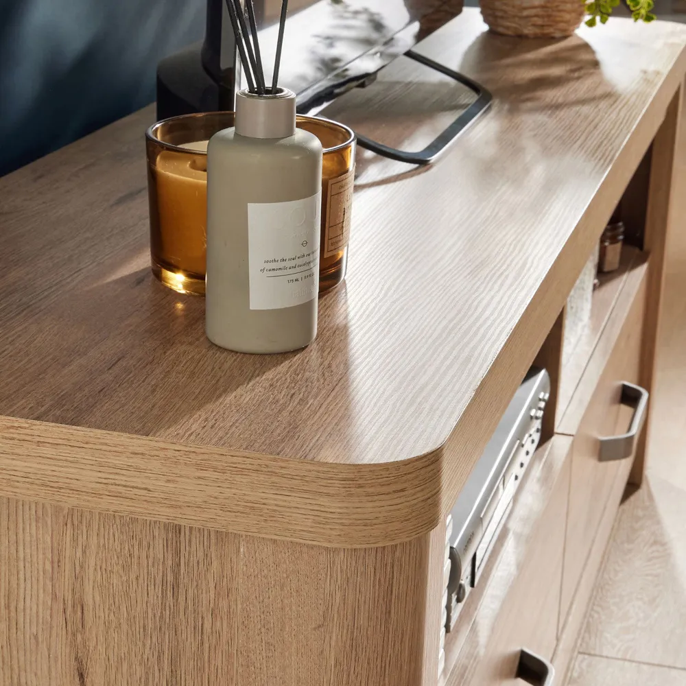 Huntingdon 2 Drawer TV Unit with Shelves - Oak Effect