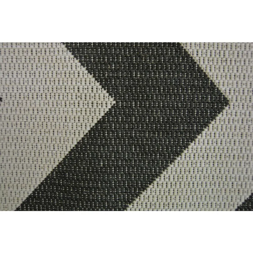 County Chevron Rug - Grey Black