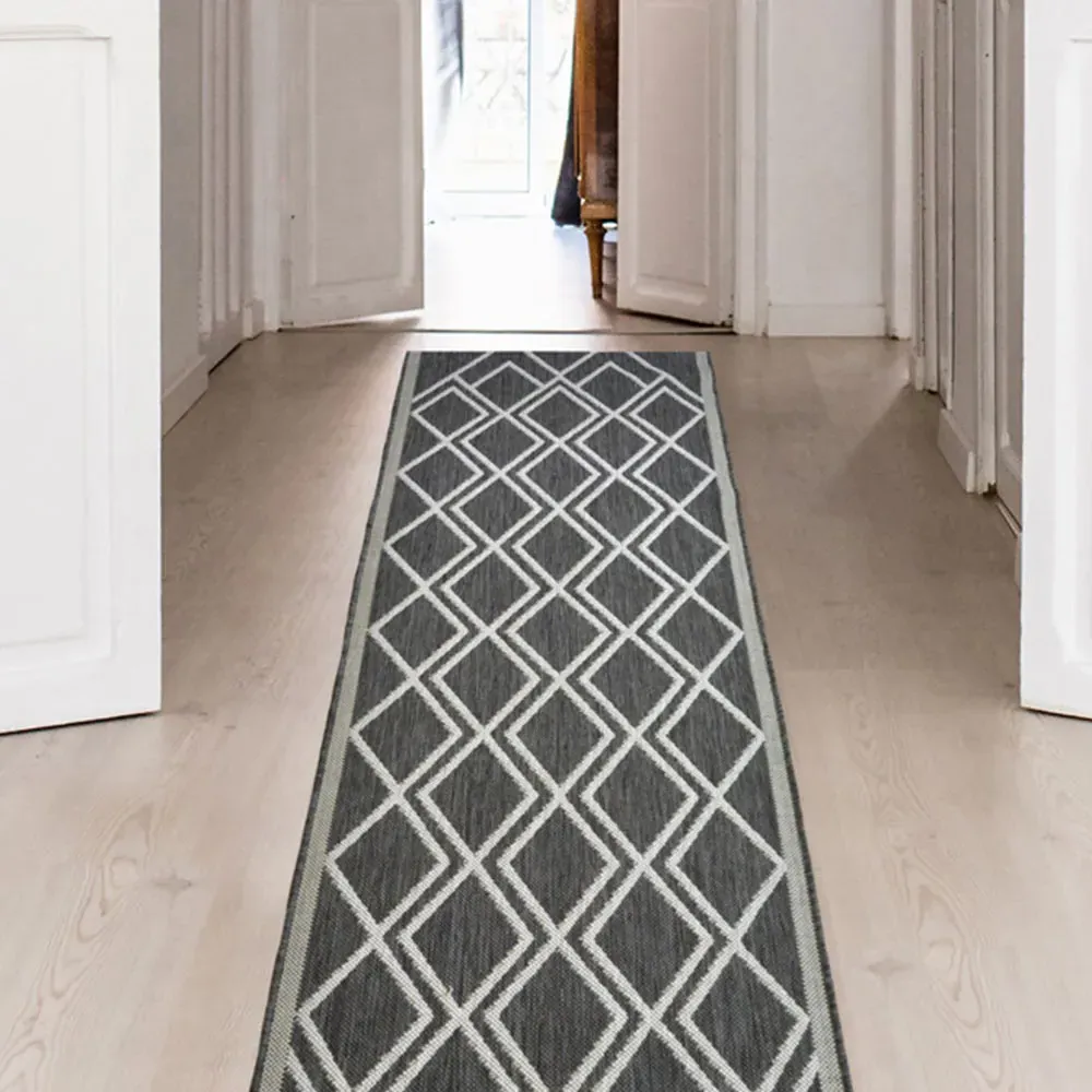 County Diamonds Rug - Silver