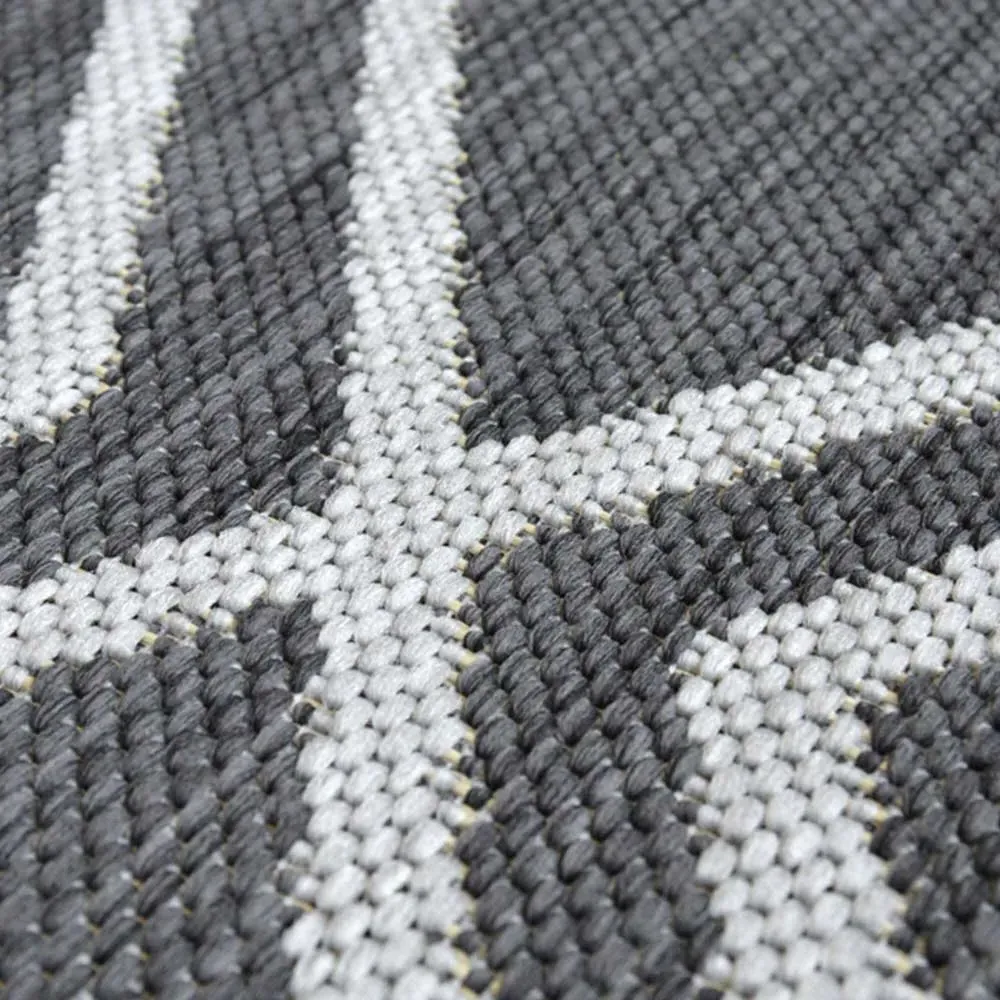 County Diamonds Rug - Silver