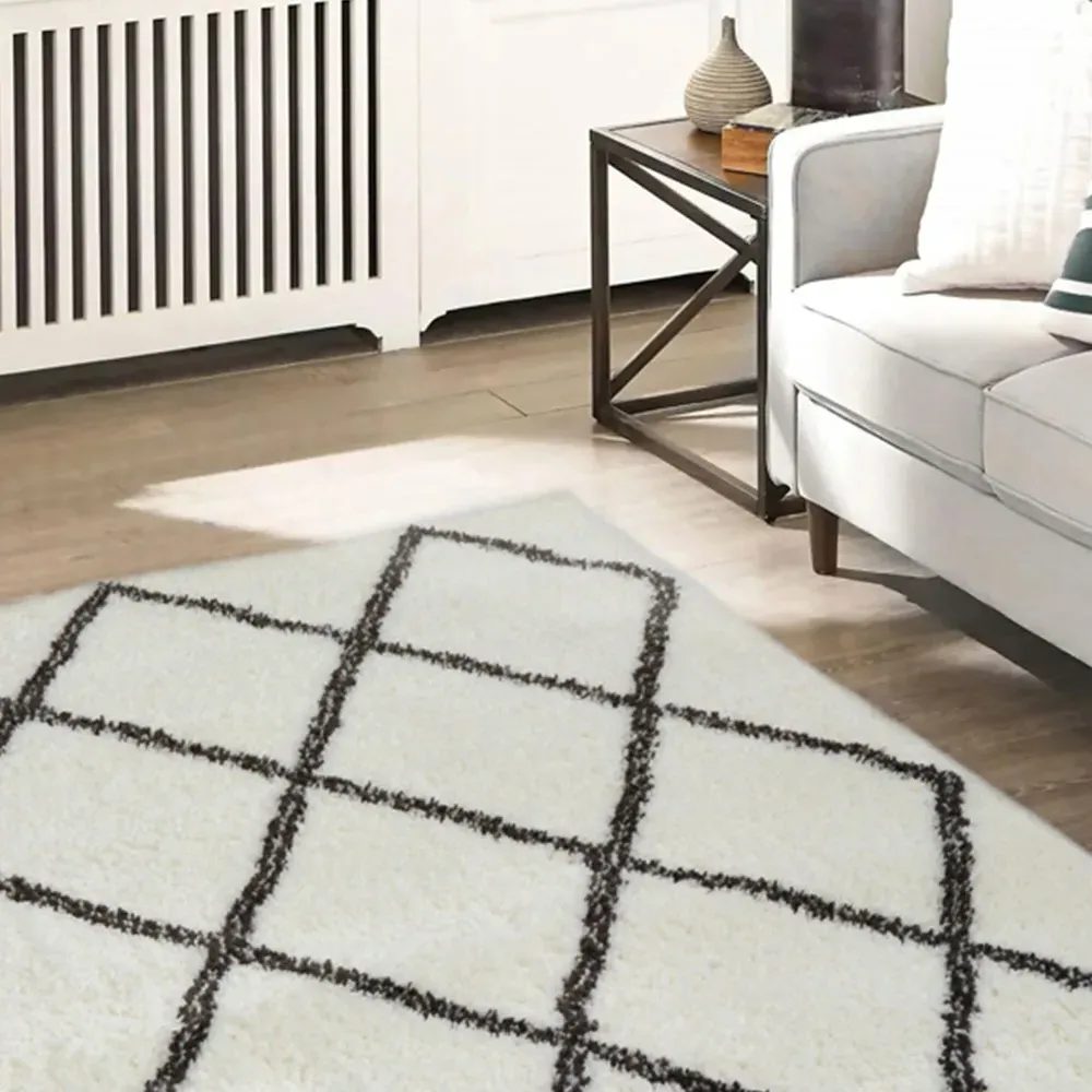 Monochrome Snug Diamond Shaggy Rug - Polyester
