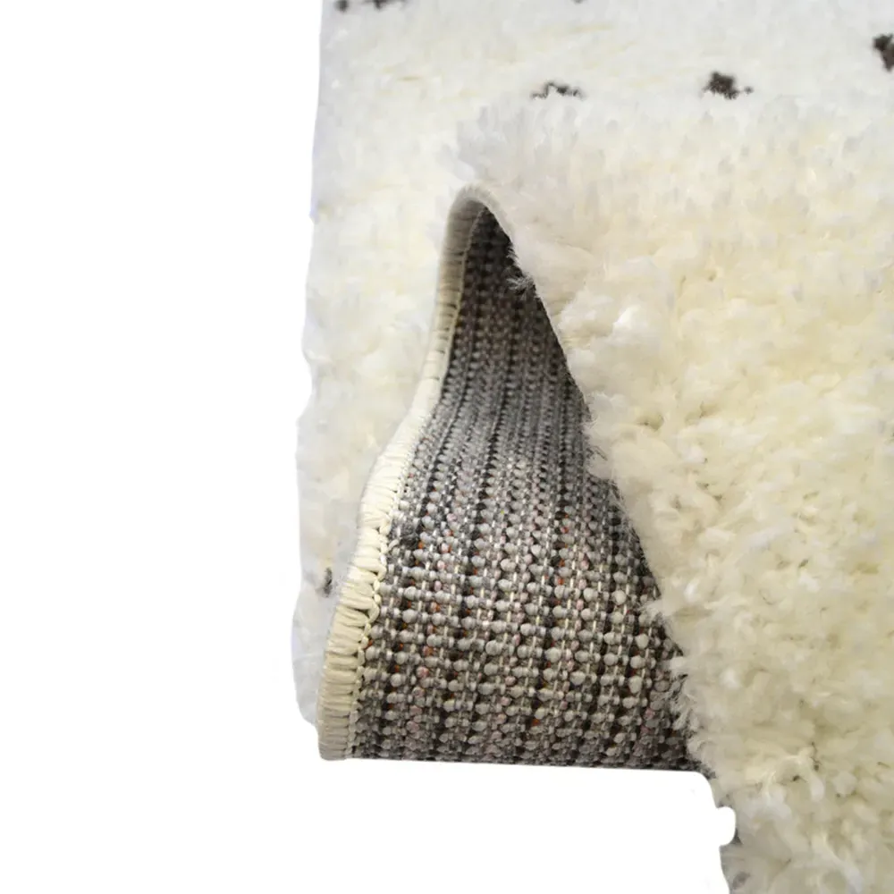 Monochrome Snug Spotty Shaggy Rug - Polyester