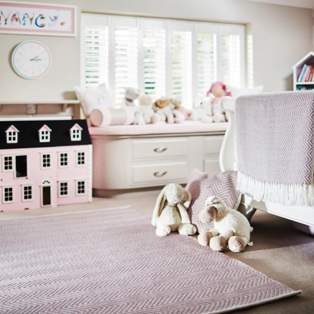 Rose Woven Herringbone Rug - Pink