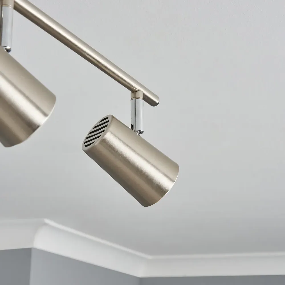 Aurora 4 Spot Light Bar - Silver