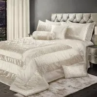 Vera King Size Bedspread - Cream