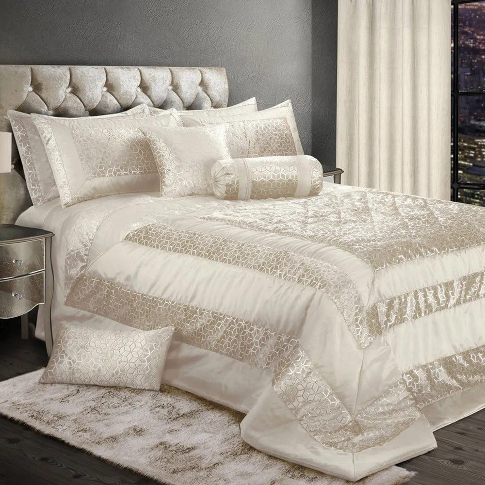 Vera King Size Bedspread - Cream