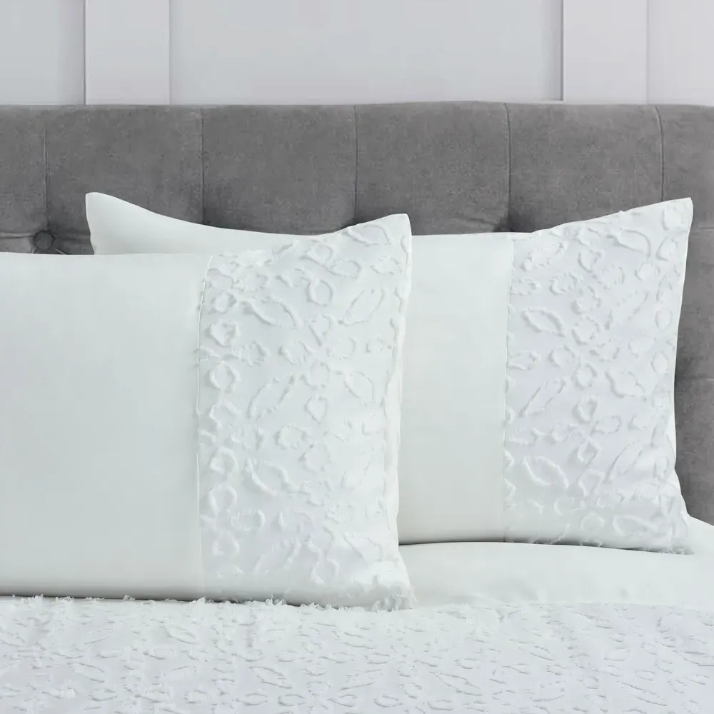 Zenith King Size Tufted Duvet Set - White