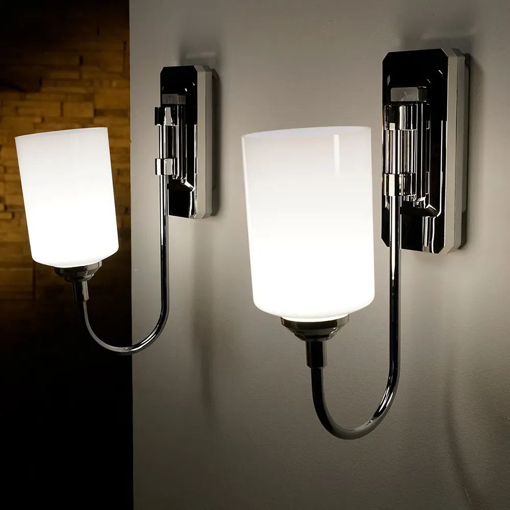 Smart Sconce Dimmable Wireless Wall Light - Chrome