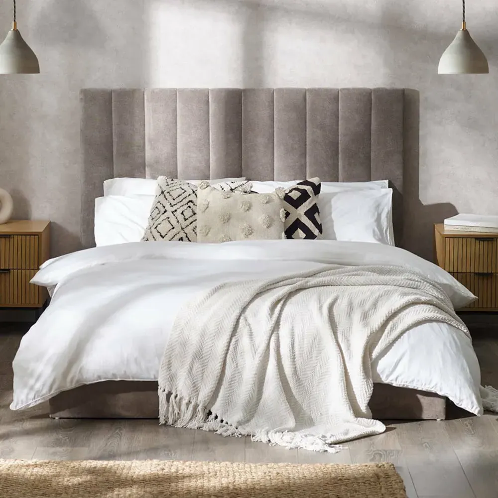 Eloise King Size Bed with Storage - Grey, Chenille