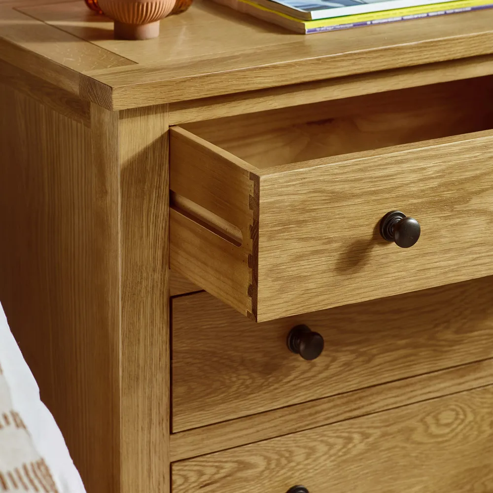 Marlborough 4 Drawer Chest of Drawers - White Oak