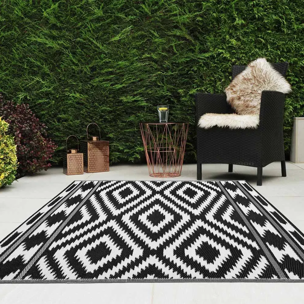 Aztec Outdoor Rug - Polypropylene