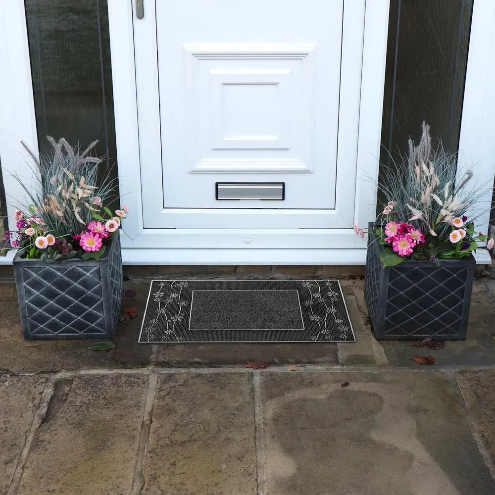 Daisy Doormat - Silver, PVC