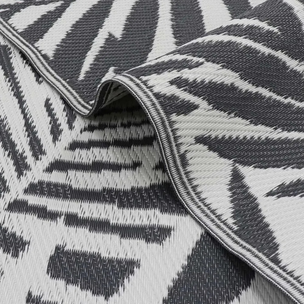 Leaves Outdoor Rug - Grey, Polypropylene