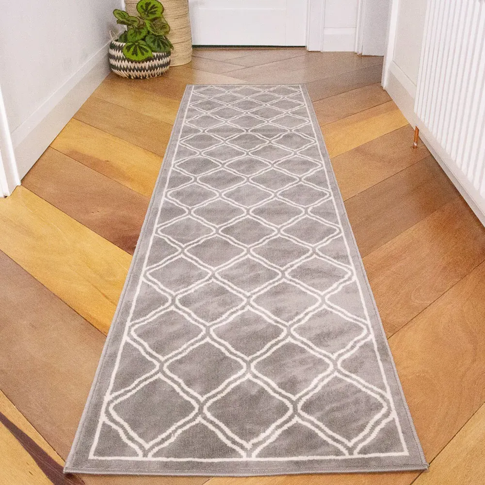 Bordered Geometric Trellis Rug 240 x 60cm - Grey