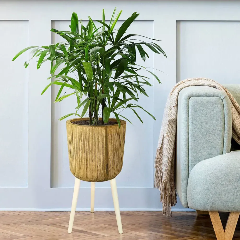 Hortico Ribbed Planter with Legs - Brown, Hardwood