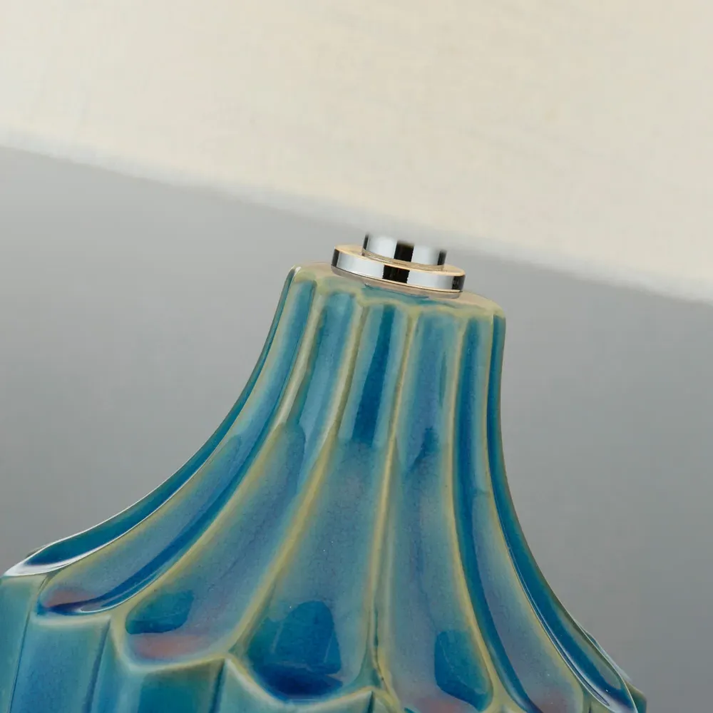 Ceramic Table Lamp with Grooved Base - Blue