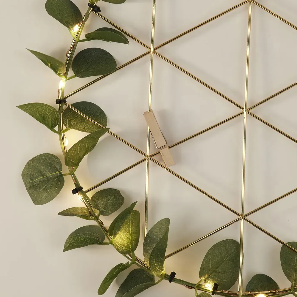 Wire Grid LED Light with Leaves - Green