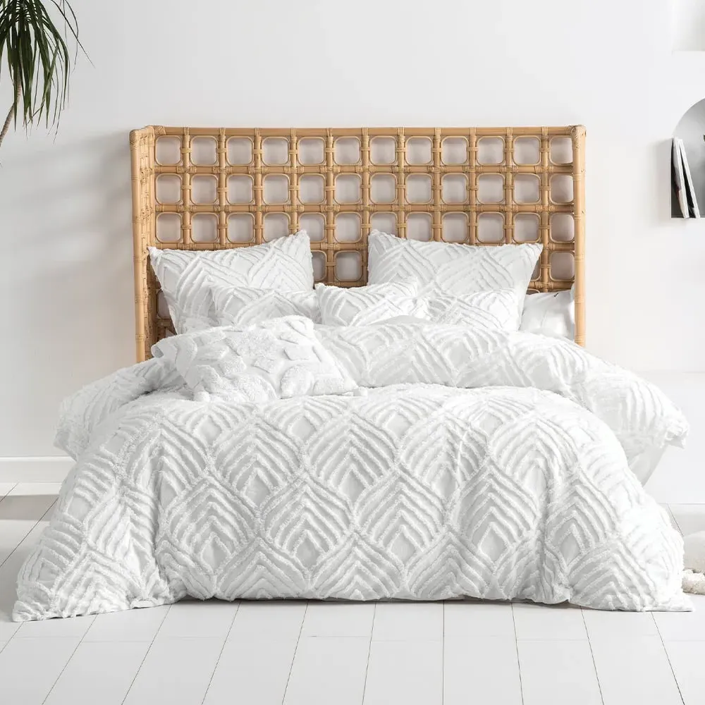 Palm Springs Double Ogee Tufted Duvet Cover Set - White, Cotton