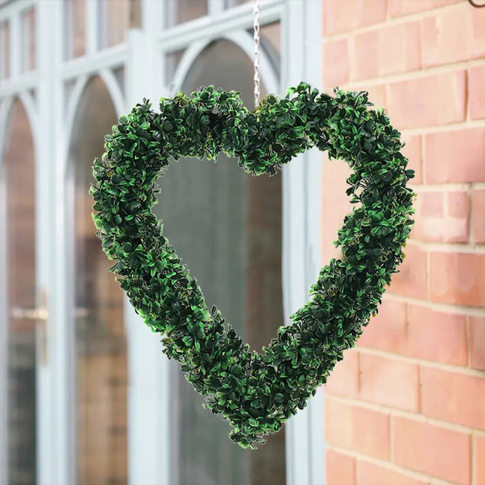 Heart Shape Artificial Boxwood Wreath 42cm - Green