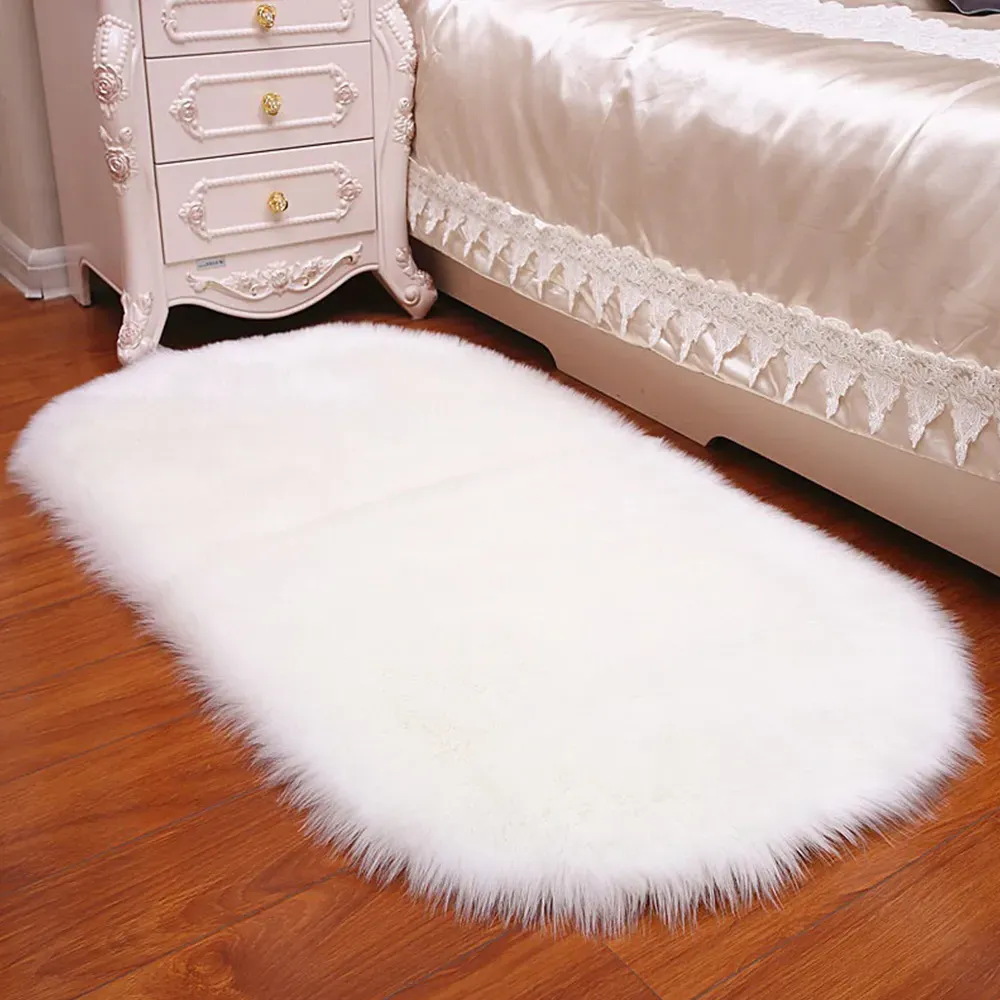 Oval Super Soft Shaggy Rug - White, Faux Sheepskin