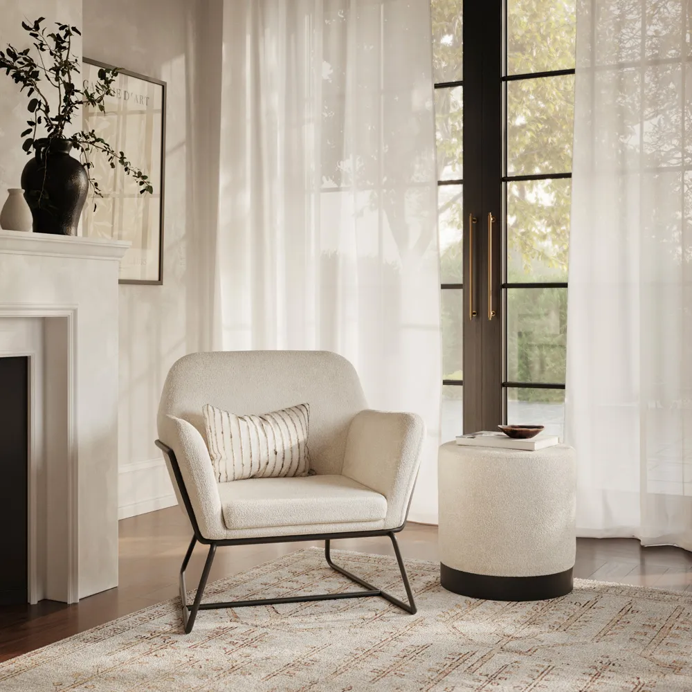 Lara Small Pouffe - Ivory, Boucle