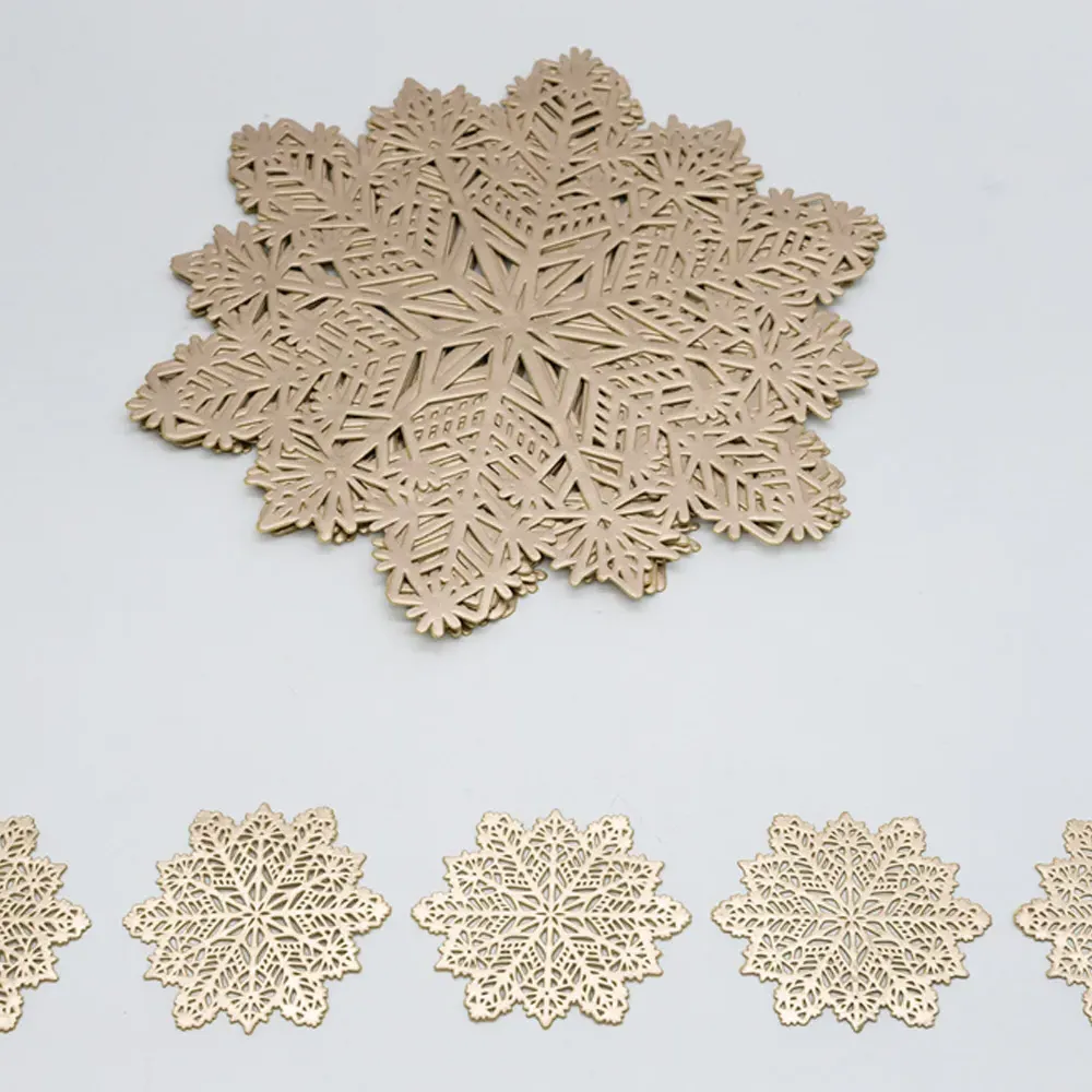 Vinyl Snowflake Placemat and Coaster 6 Pack - Gold