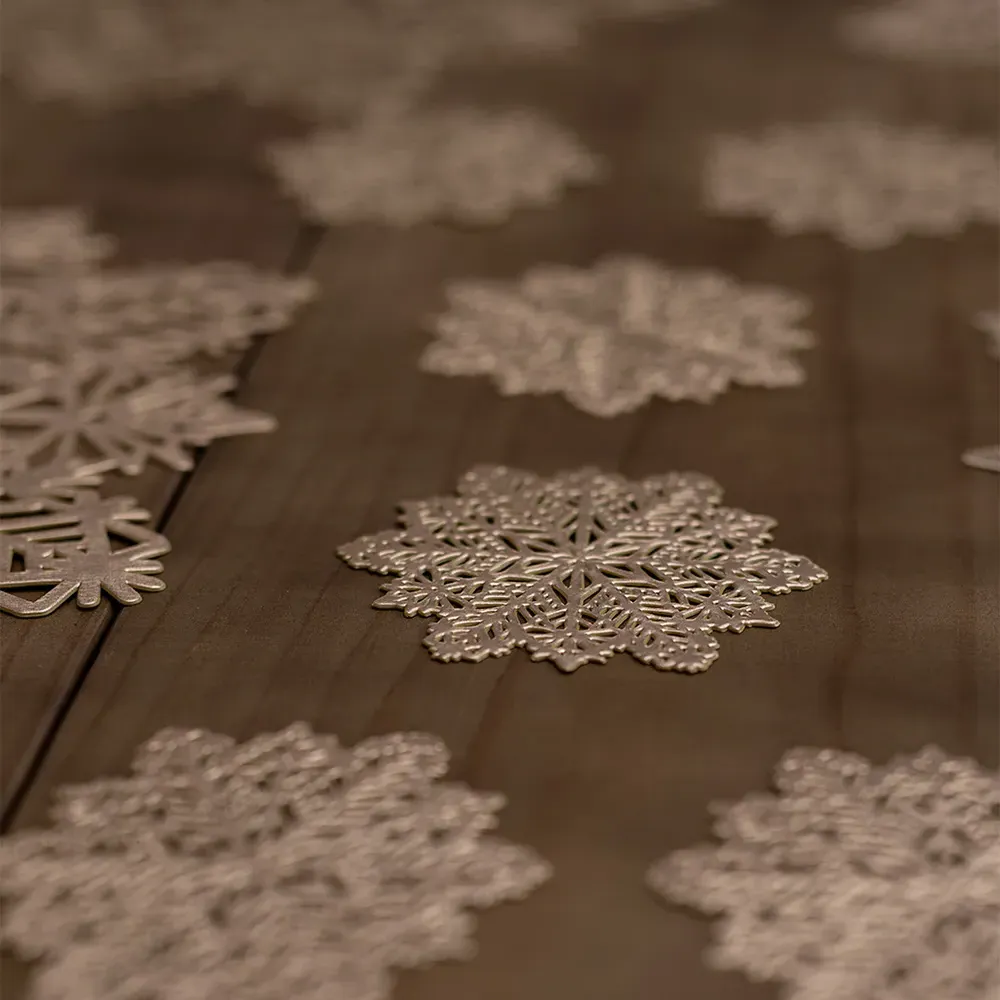 Vinyl Snowflake Placemat and Coaster 6 Pack - Gold