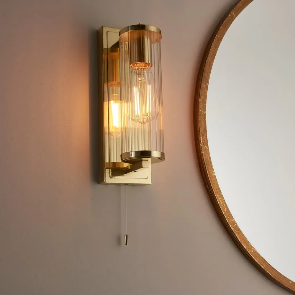 Como Wall Lamp - Satin Brass, Ribbed Glass