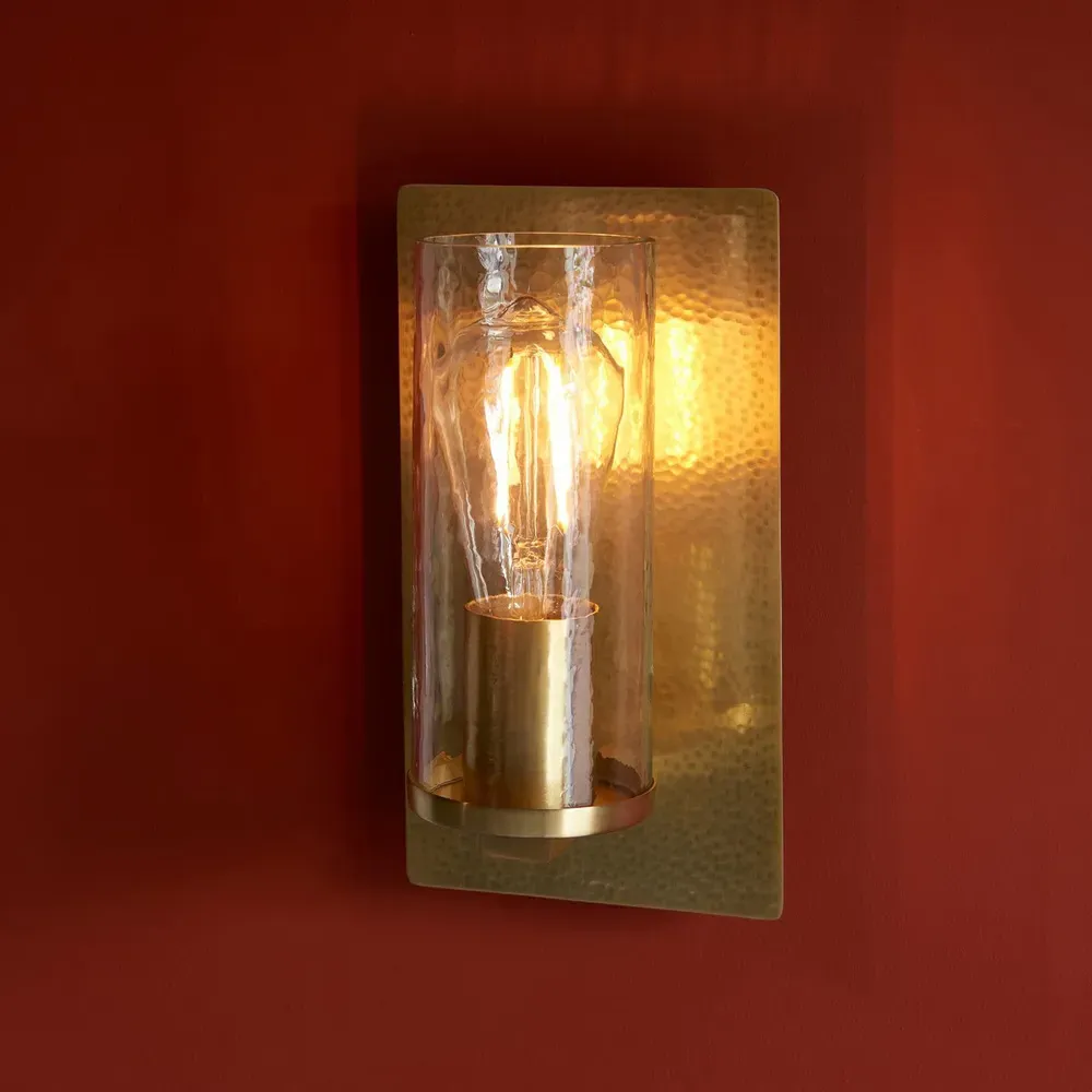 Palermo Hammered Wall Lamp - Brass, Glass