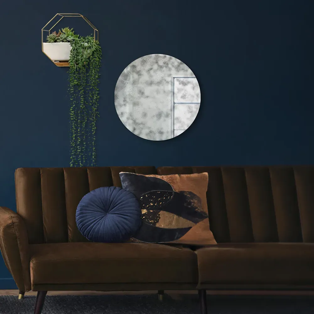 Vetus Round Antiqued Wall Mirror - Clear