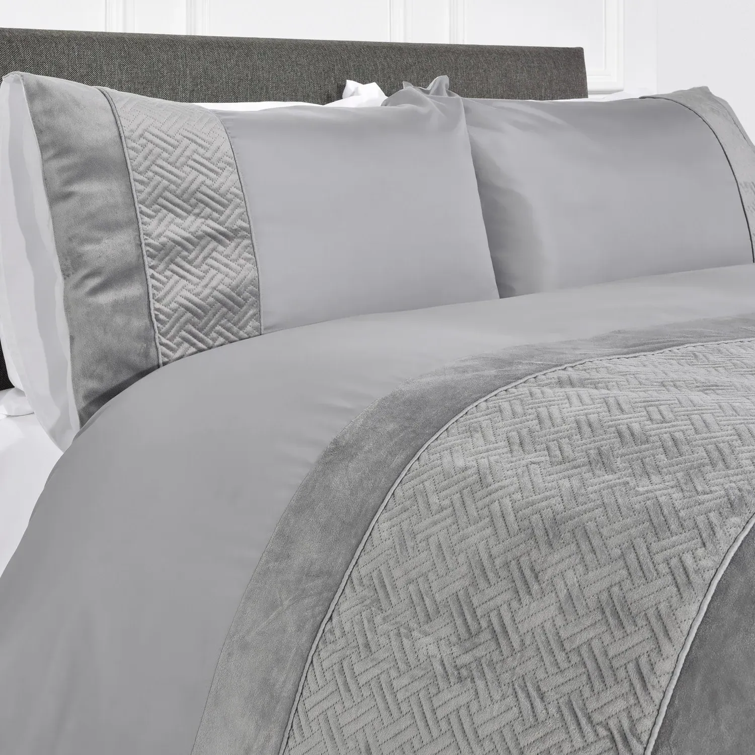 Home King Size Crosshatch Embossed Panel Duvet Set - Charcoal