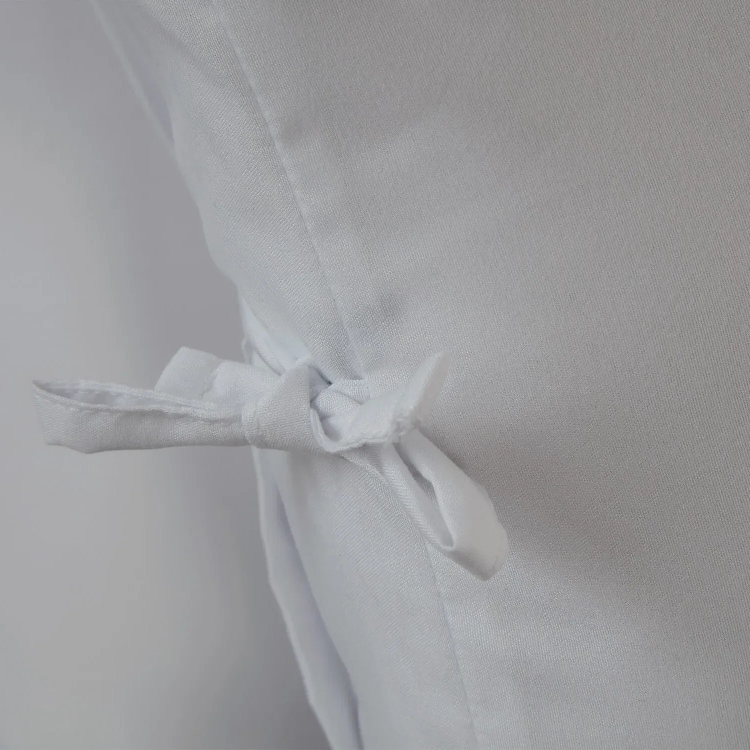 Home Moda King Size Duvet Cover Set with Ties - Silver